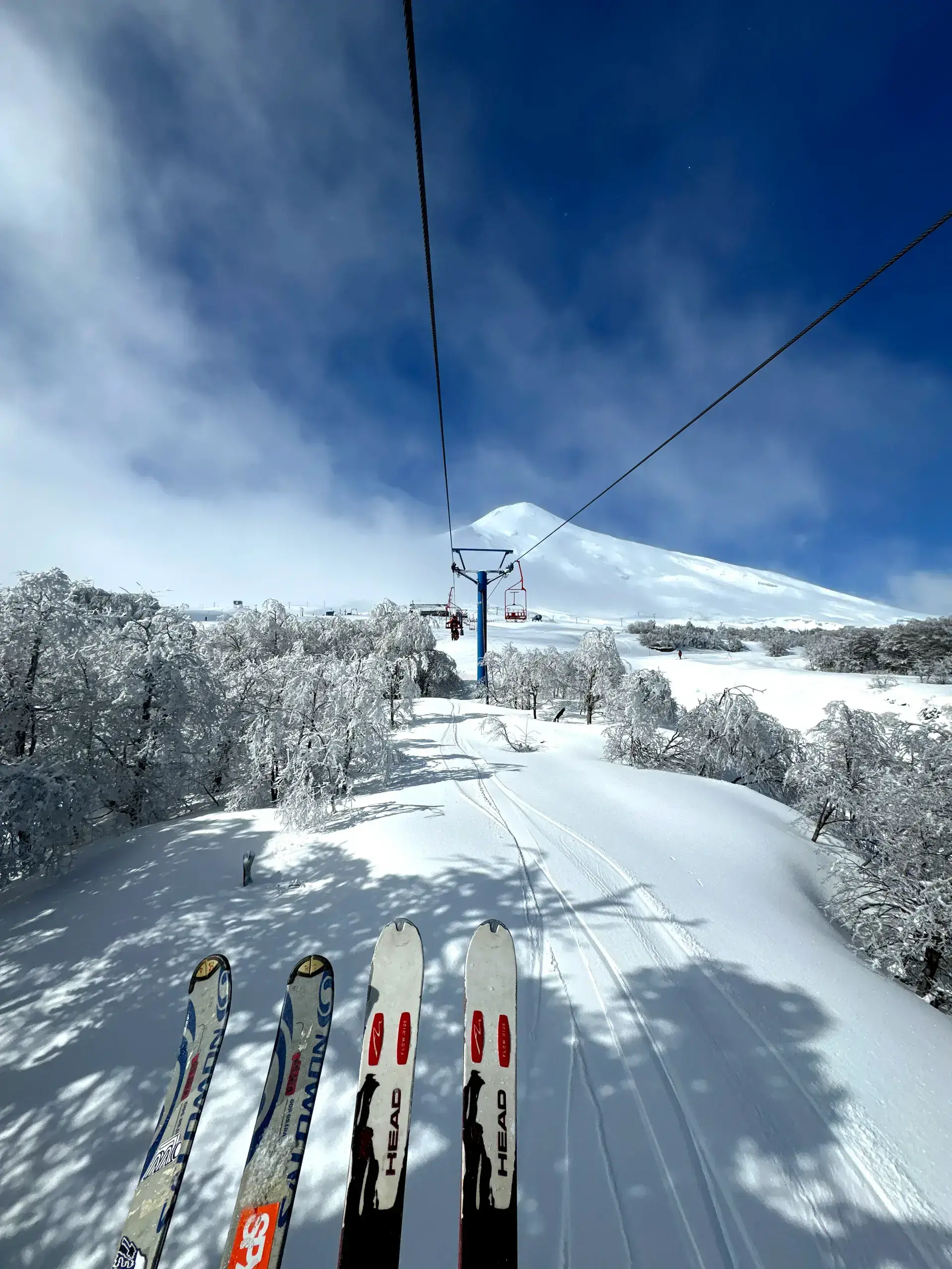Paseo en la nieve en el volcán Villarrica, Pucón